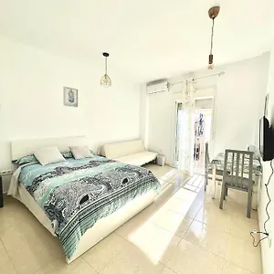Apartament Luna Ensuites Centro, Malaga